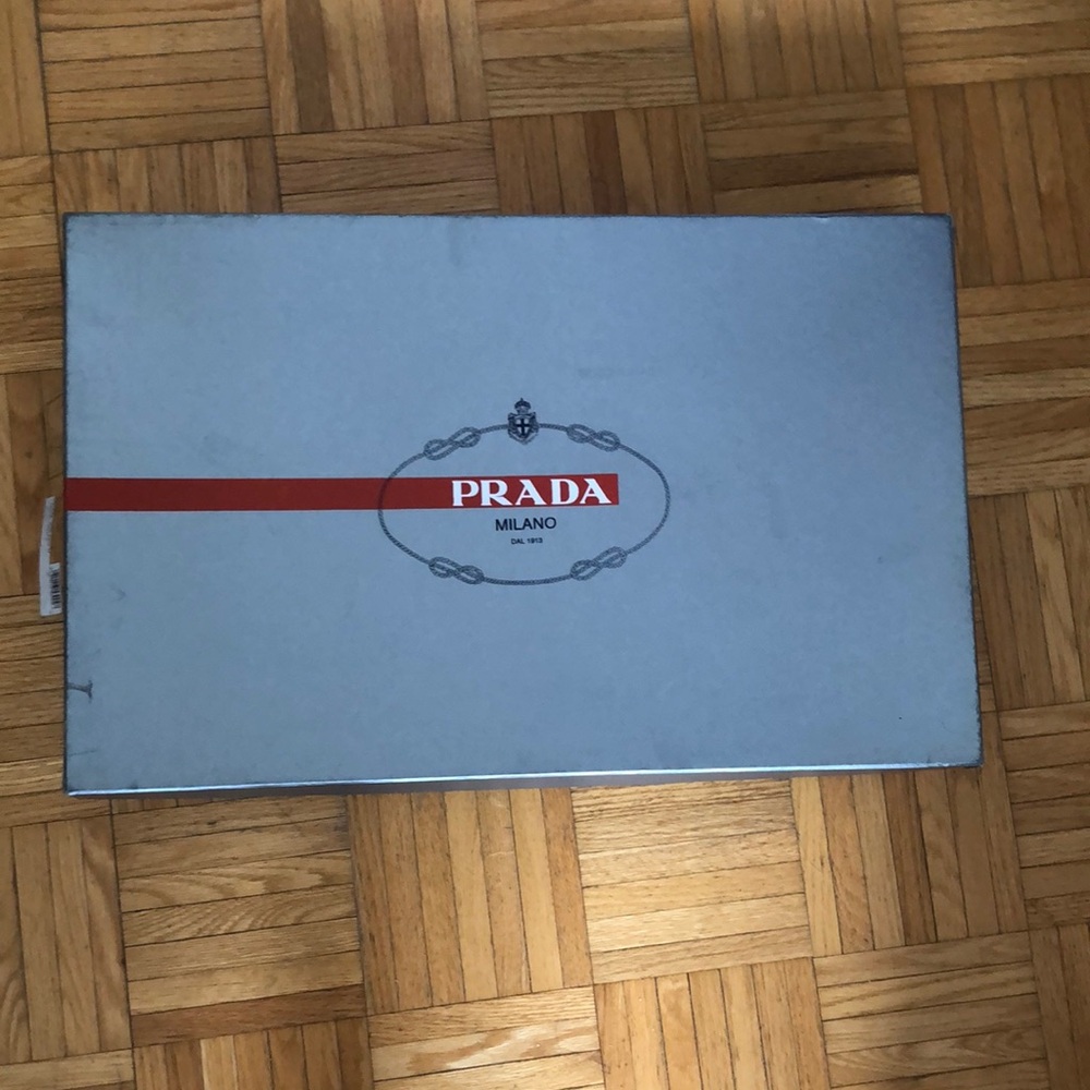 📦 Large Prada Milano boot box